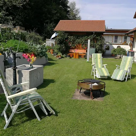 Am Weinbrunnen Bed & Breakfast Vorchdorf