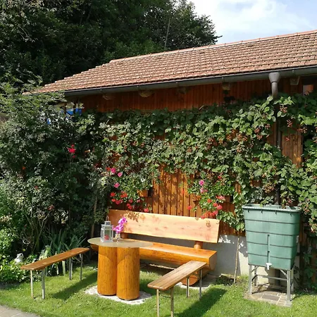 Bed & Breakfast Am Weinbrunnen Vorchdorf
