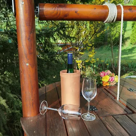 Am Weinbrunnen Bed and Breakfast