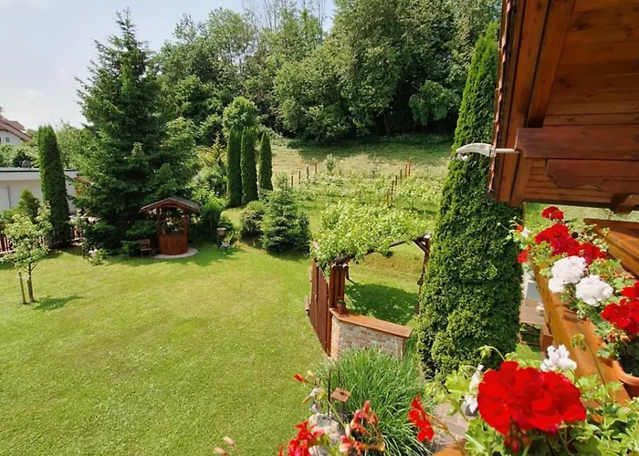 Oda ve Kahvaltı Am Weinbrunnen Vorchdorf